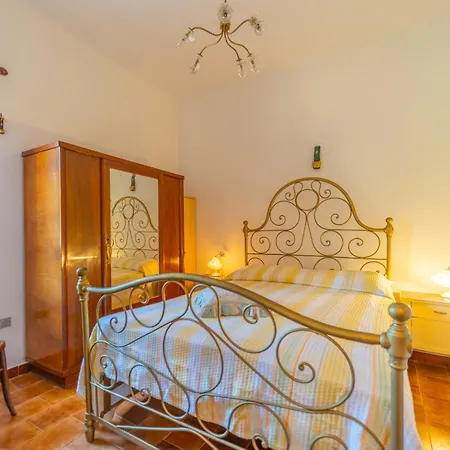 Casa - Maurizia